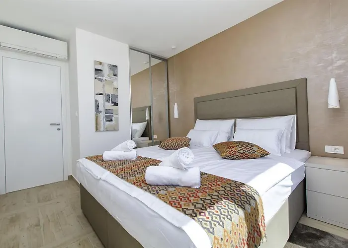 فيلة Ivan أوميس